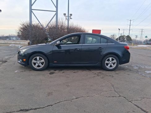 Used 2013 Chevrolet Cruze LT w/ RS Package image 4