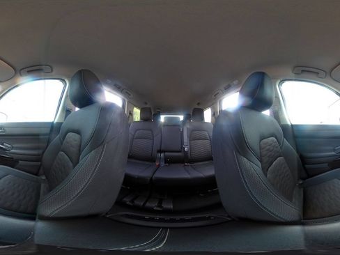 Used 2025 Nissan Pathfinder SV FWD image 45