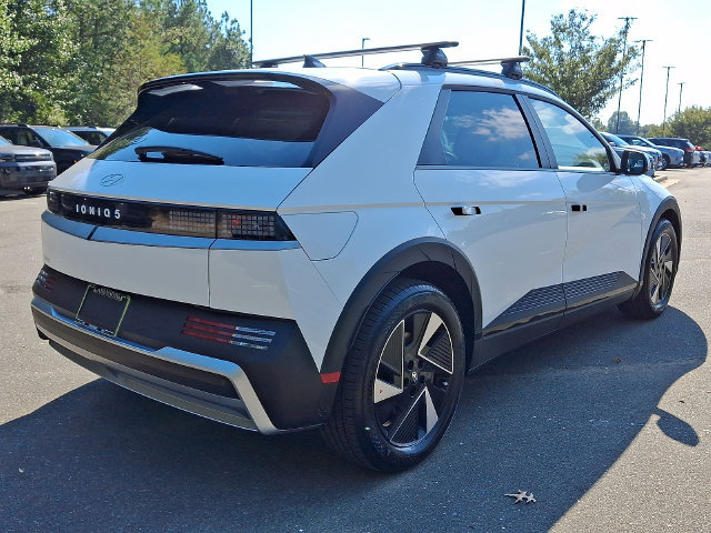 New 2027 Hyundai Ioniq 5 SEL RWD image 18