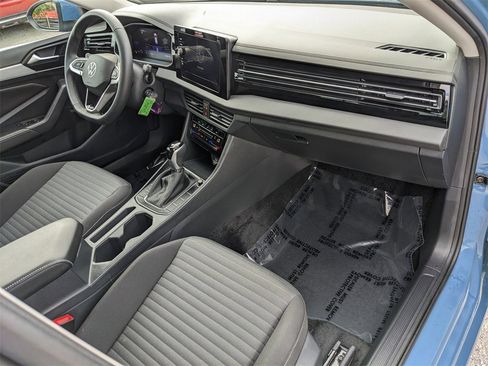 Certified 2025 Volkswagen Jetta S image 10