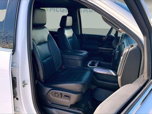 Used 2021 Chevrolet Silverado 2500 LTZ w/ LTZ Premium Package image 29