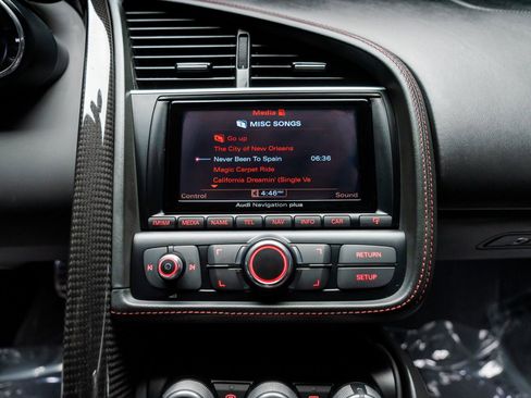 Used 2014 Audi R8 V10 image 61