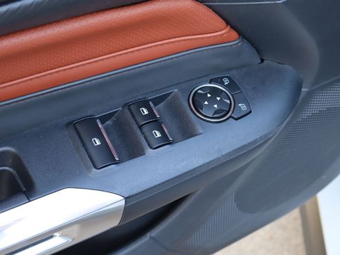 Used 2025 Ford Mustang Premium RWD image 20