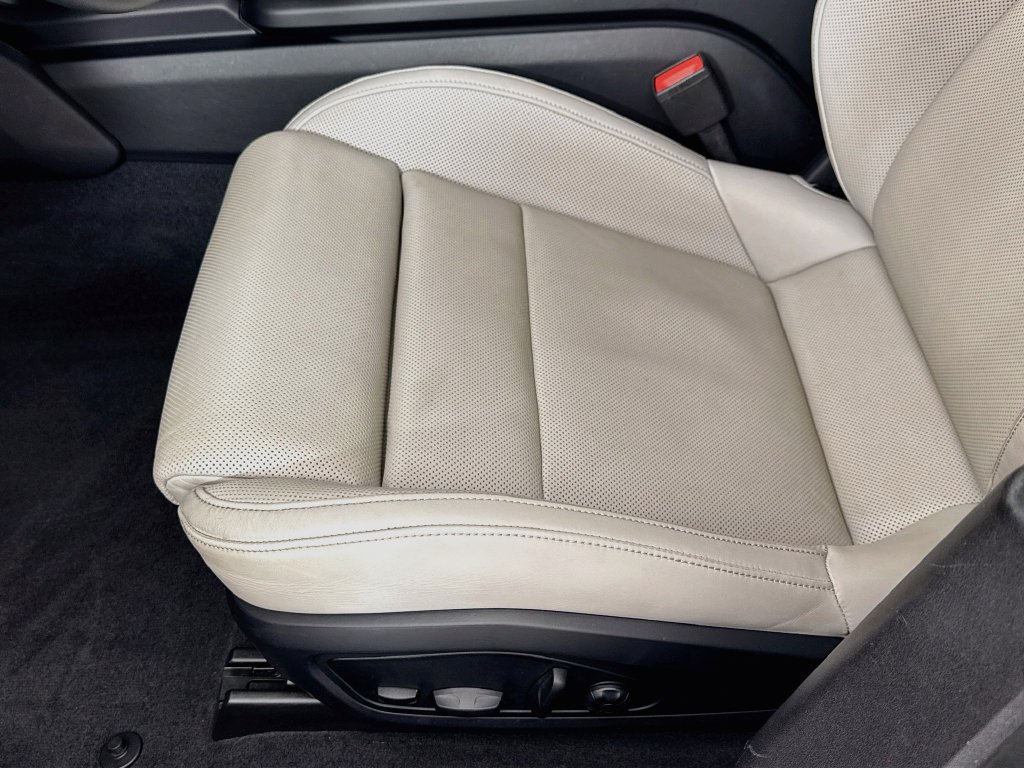 Certified 2022 Porsche Taycan RWD image 13