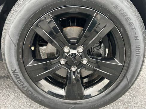 Used 2015 Jeep Patriot Sport image 8