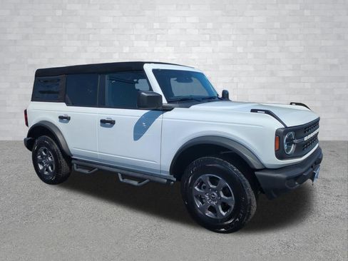 Used 2025 Ford Bronco Big Bend AWD/4WD image 2