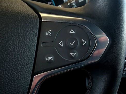 Used 2023 Chevrolet Traverse LT FWD image 28