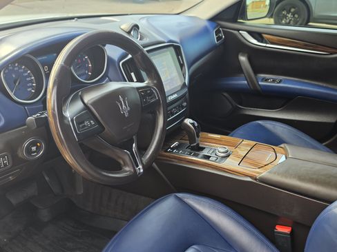 Used 2017 Maserati Ghibli w/ Blu, Zegna Edition Upholstery RWD image 25