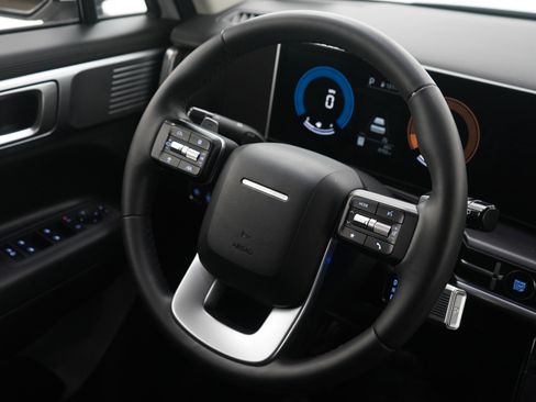 Used 2025 Hyundai Santa Fe SE image 15