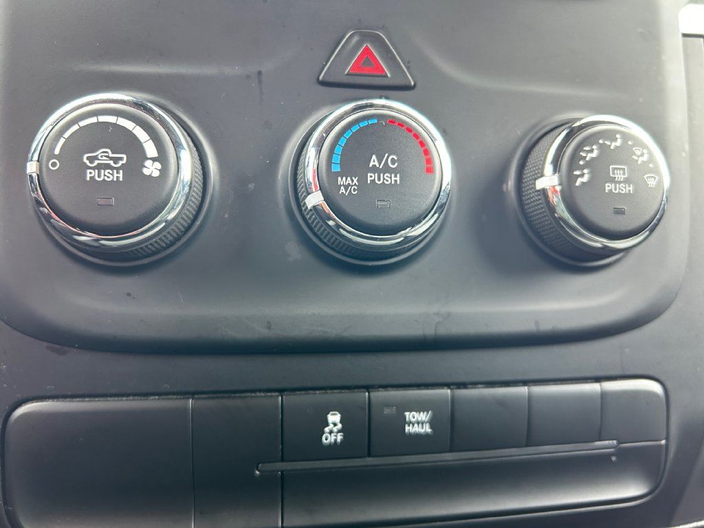 Used 2024 RAM 1500 Classic SLT AWD/4WD image 30