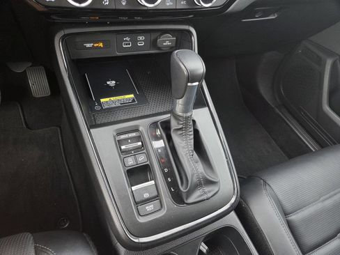 Used 2025 Honda CR-V EX-L image 12
