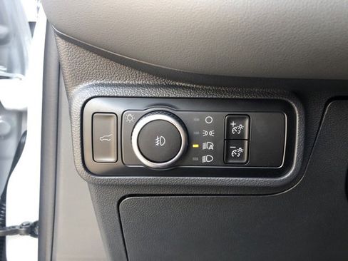 New 2025 Ford Explorer Active w/ Active Comfort Package image 17