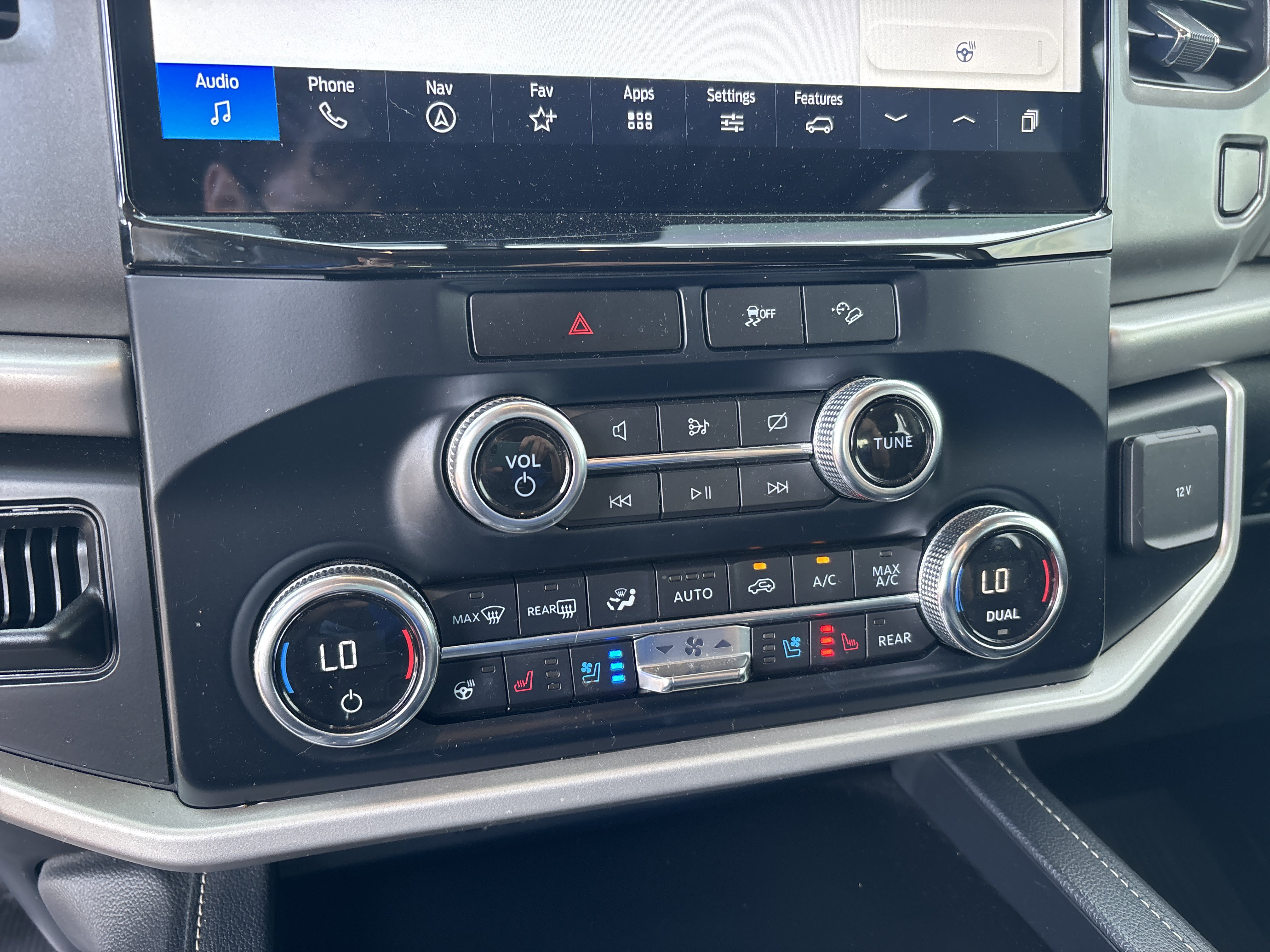 Used 2022 Ford Expedition XLT AWD/4WD image 15