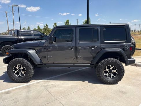 Used 2020 Jeep Wrangler Unlimited Sport AWD/4WD image 3