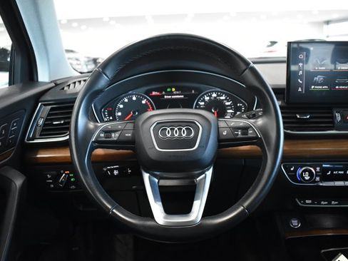 Used 2023 Audi Q5 2.0T Premium image 16