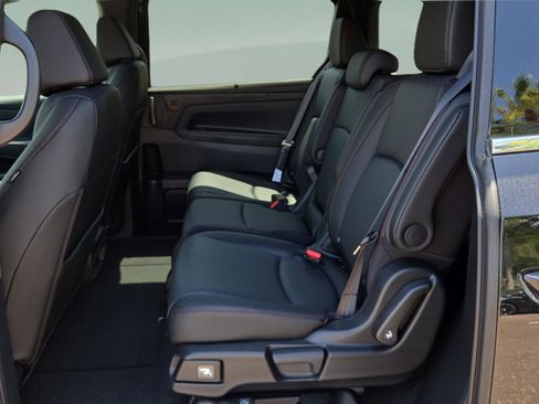 New 2026 Honda Odyssey Sport-L image 11