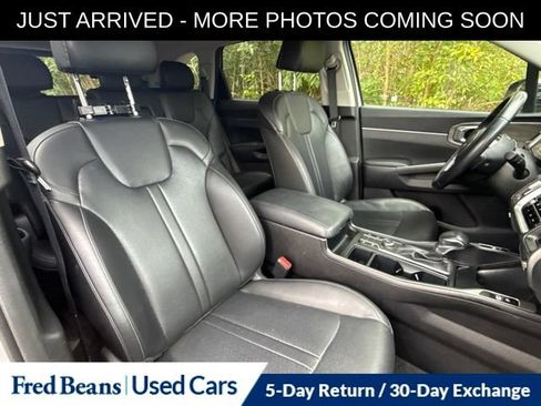 Used 2023 Kia Sorento S AWD/4WD image 17