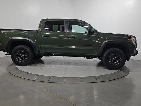 Used 2021 Toyota Tacoma SR5 w/ Trail Edition AWD/4WD image 7