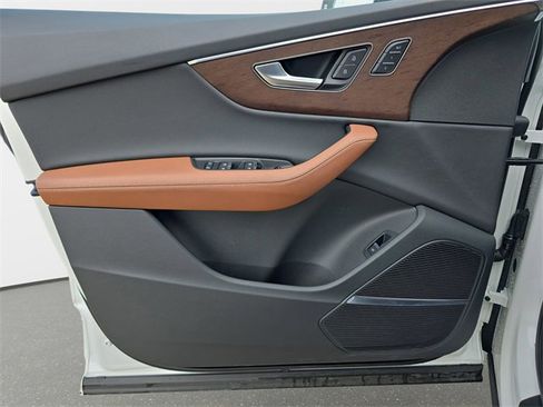 Used 2025 Audi Q7 3.0T Premium Plus w/ Premium Plus Package image 31