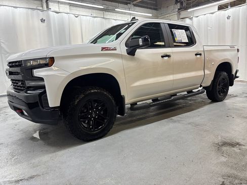 Used 2020 Chevrolet Silverado 1500 LT Trail Boss image 1