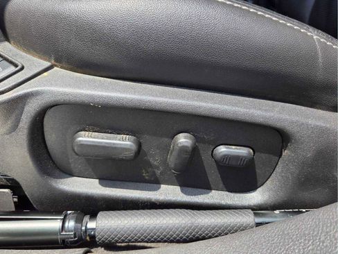 Used 2018 Ford Taurus Limited FWD image 21