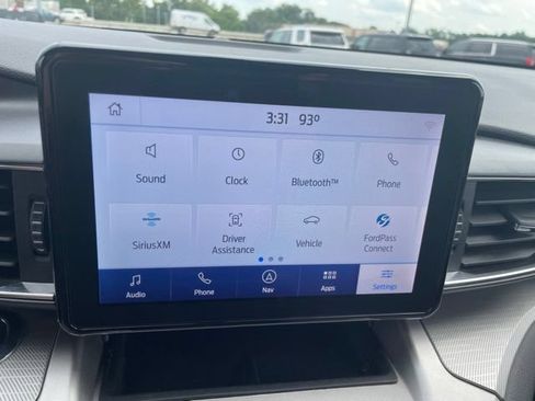 Used 2021 Ford Explorer XLT w/ Equipment Group 202A AWD/4WD image 35