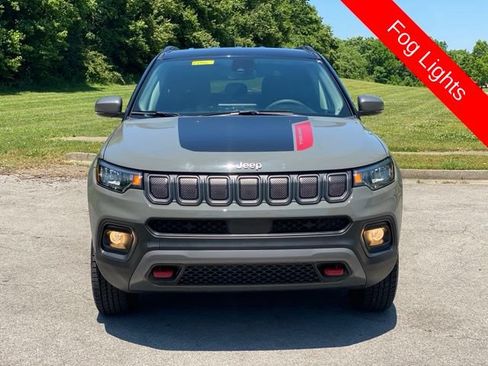 Used 2022 Jeep Compass Trailhawk AWD/4WD image 2
