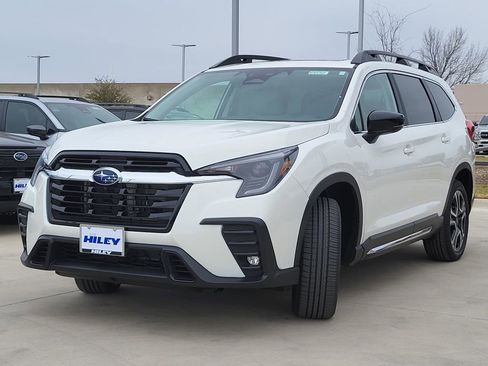 New 2026 Subaru Ascent Limited image 2