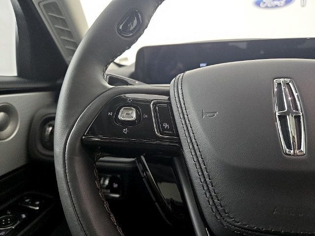 Used 2026 Lincoln Aviator Reserve AWD/4WD image 19