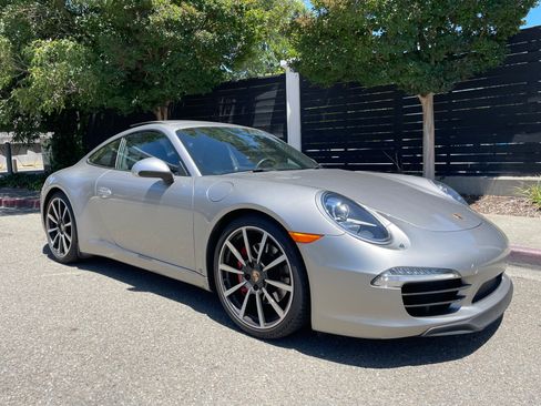 Used 2012 Porsche 911 Carrera S RWD image 3