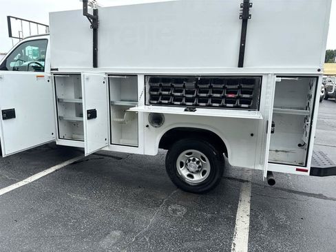 Used 2019 Chevrolet Express 3500 w/ Power Convenience Package RWD image 19