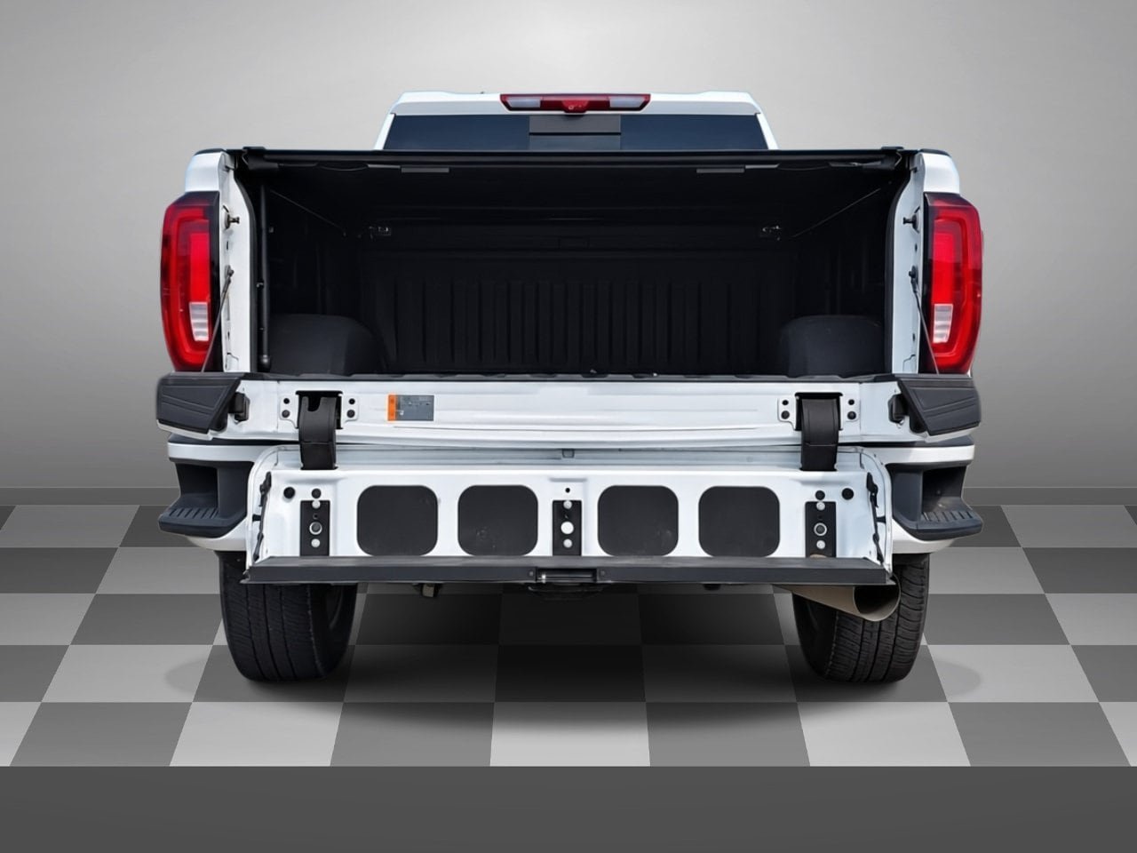 Certified 2020 GMC Sierra 2500 Denali w/ Denali Ultimate Package AWD/4WD image 5