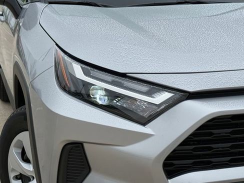 Used 2025 Toyota RAV4 LE image 3