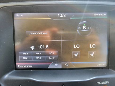 Used 2013 Ford Edge SEL image 22