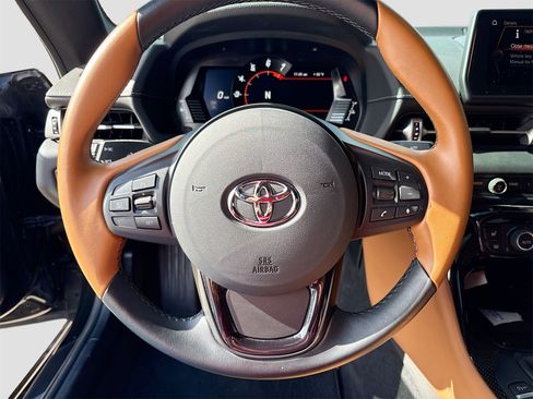 Used 2024 Toyota Supra Premium image 11