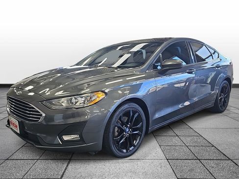 Used 2019 Ford Fusion SE w/ Equipment Group 151A image 1
