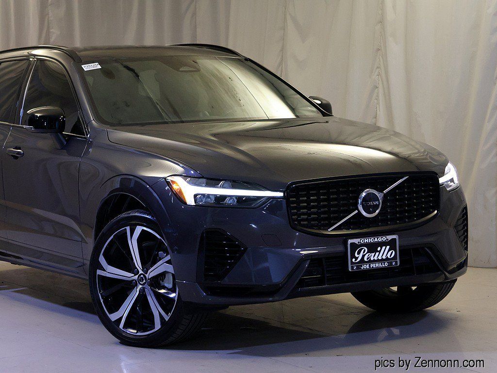 Used 2022 Volvo XC60 T8 R-Design w/ Advanced Package AWD/4WD image 2