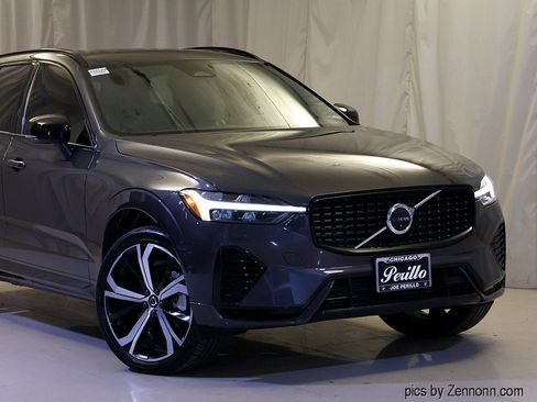 Used 2022 Volvo XC60 T8 R-Design w/ Advanced Package AWD/4WD image 2