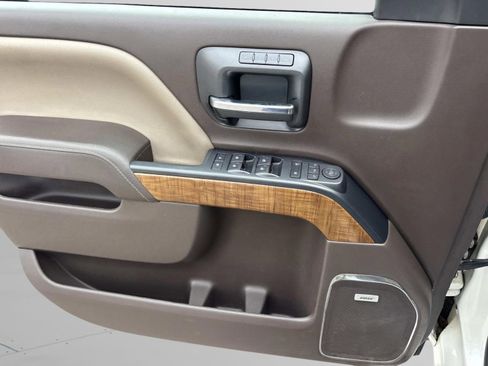 Used 2015 GMC Sierra 1500 SLT w/ SLT Crew Cab Value Package image 19