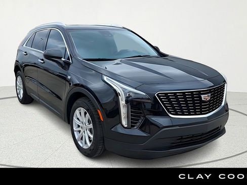 Certified 2023 Cadillac XT4 Luxury w/ Cold Weather Package FWD image 1
