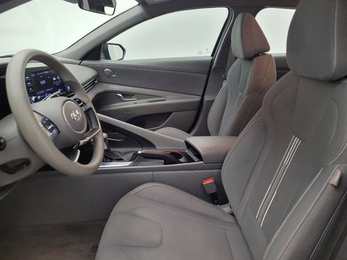 Used 2022 Hyundai Elantra SEL w/ Cargo Package image 17