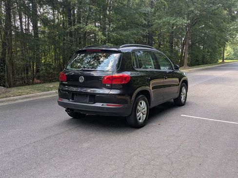 Used 2016 Volkswagen Tiguan S FWD image 8