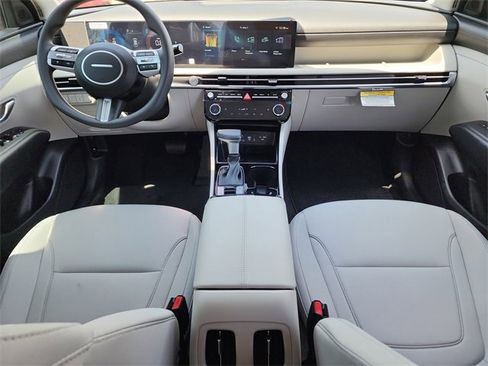 New 2025 Hyundai Tucson SEL image 11