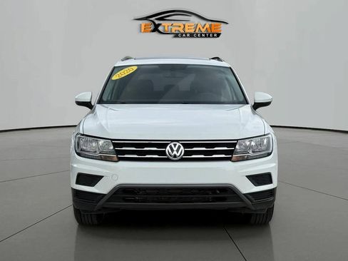 Used 2020 Volkswagen Tiguan SE w/ Panoramic Sunroof Package AWD/4WD image 9