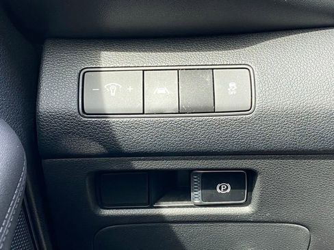 Used 2022 Hyundai Santa Fe SE image 10