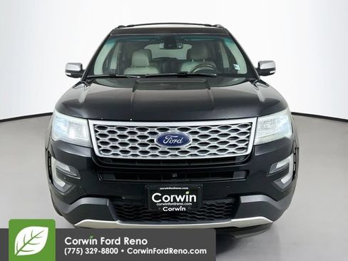 Used 2016 Ford Explorer Platinum AWD/4WD image 2