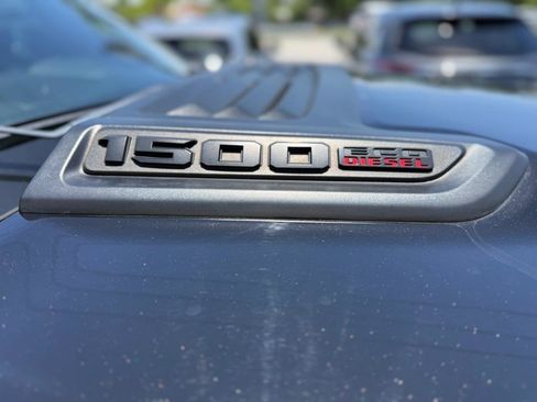 Used 2022 RAM 1500 Laramie AWD/4WD image 9