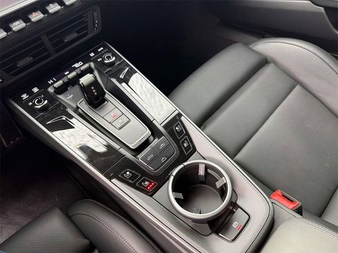 Certified 2026 Porsche 911 Carrera RWD image 31