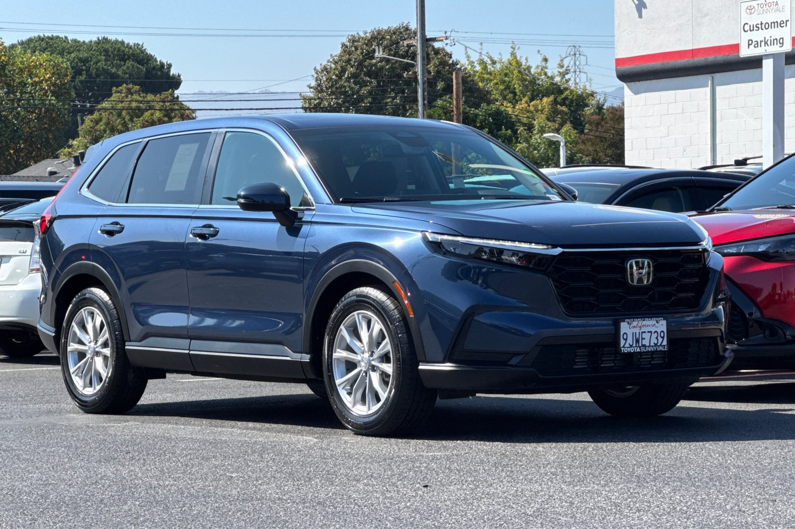 Used 2024 Honda CR-V EX image 8