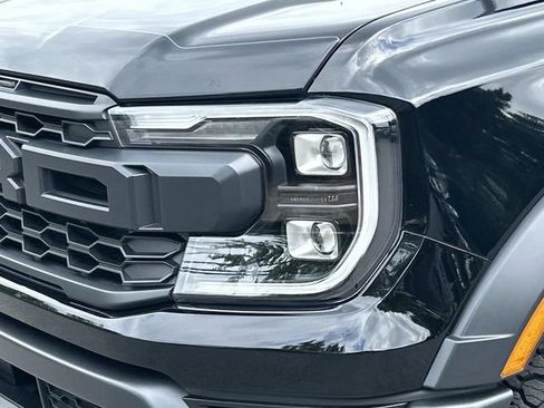 Certified 2025 Ford Ranger Raptor AWD/4WD image 9